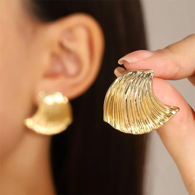 Terify®️Elegant Hollow Flowers Sun Alloy Drop Earrings for Women New Trendy ☀️